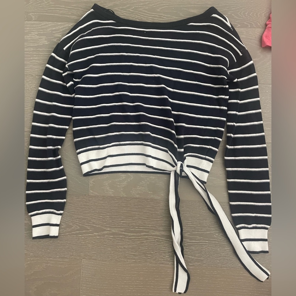 Intermix brand cropped striped Navy and white sweater with tie. Size XS